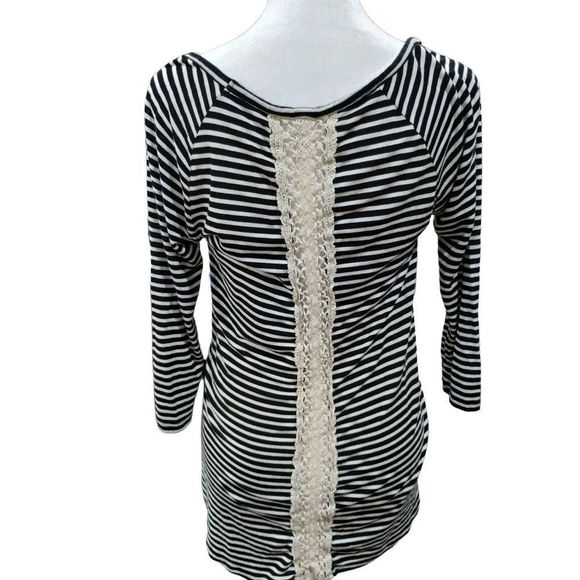 Vanity Lace Back Top, Black/White Stripes, High to Low Style, M - Picture 2 of 10